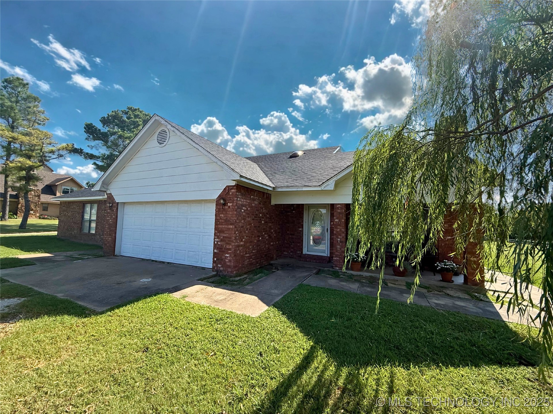 705 Shirley Madill OK 73446