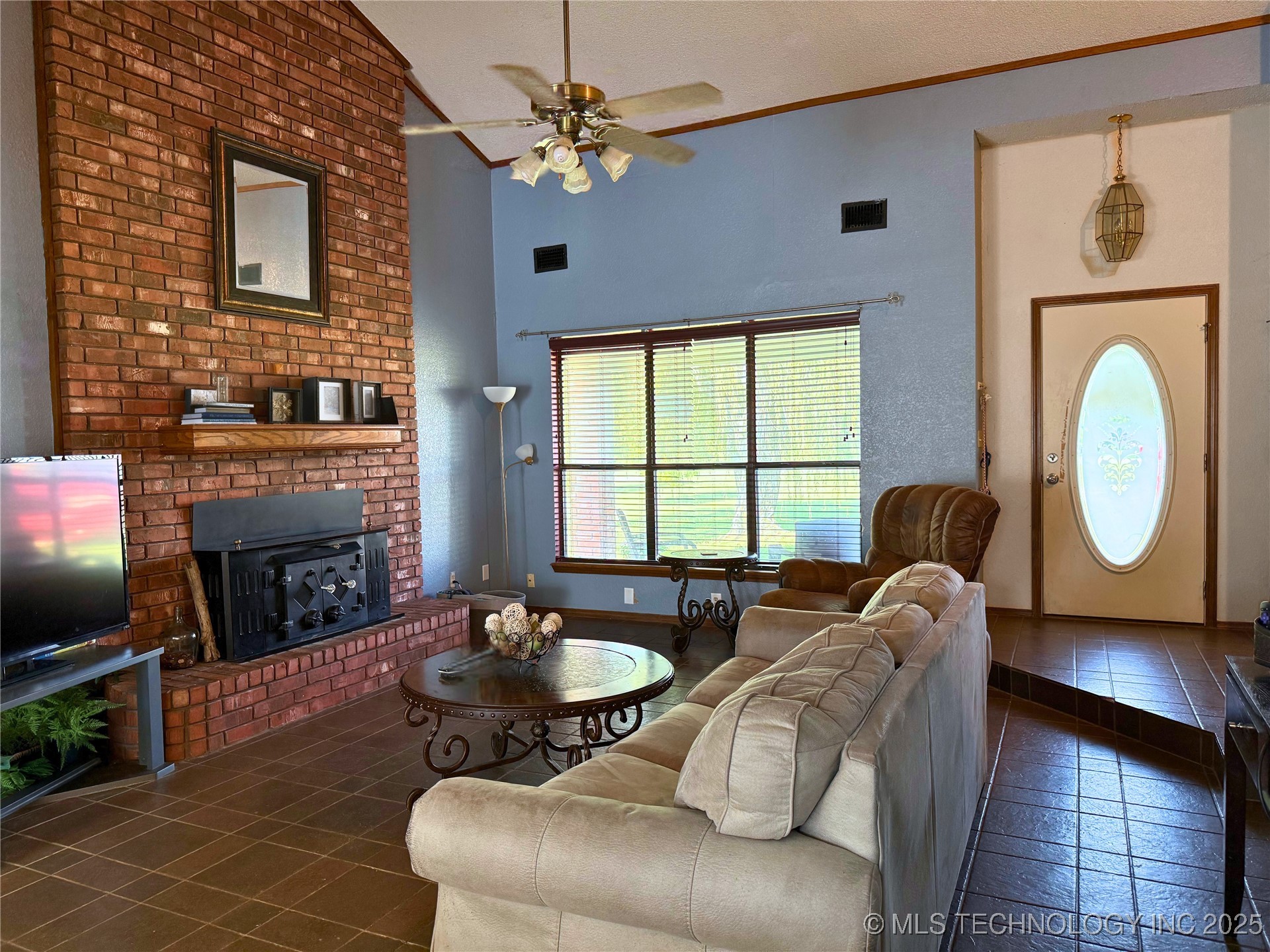 705 Shirley Madill OK 73446