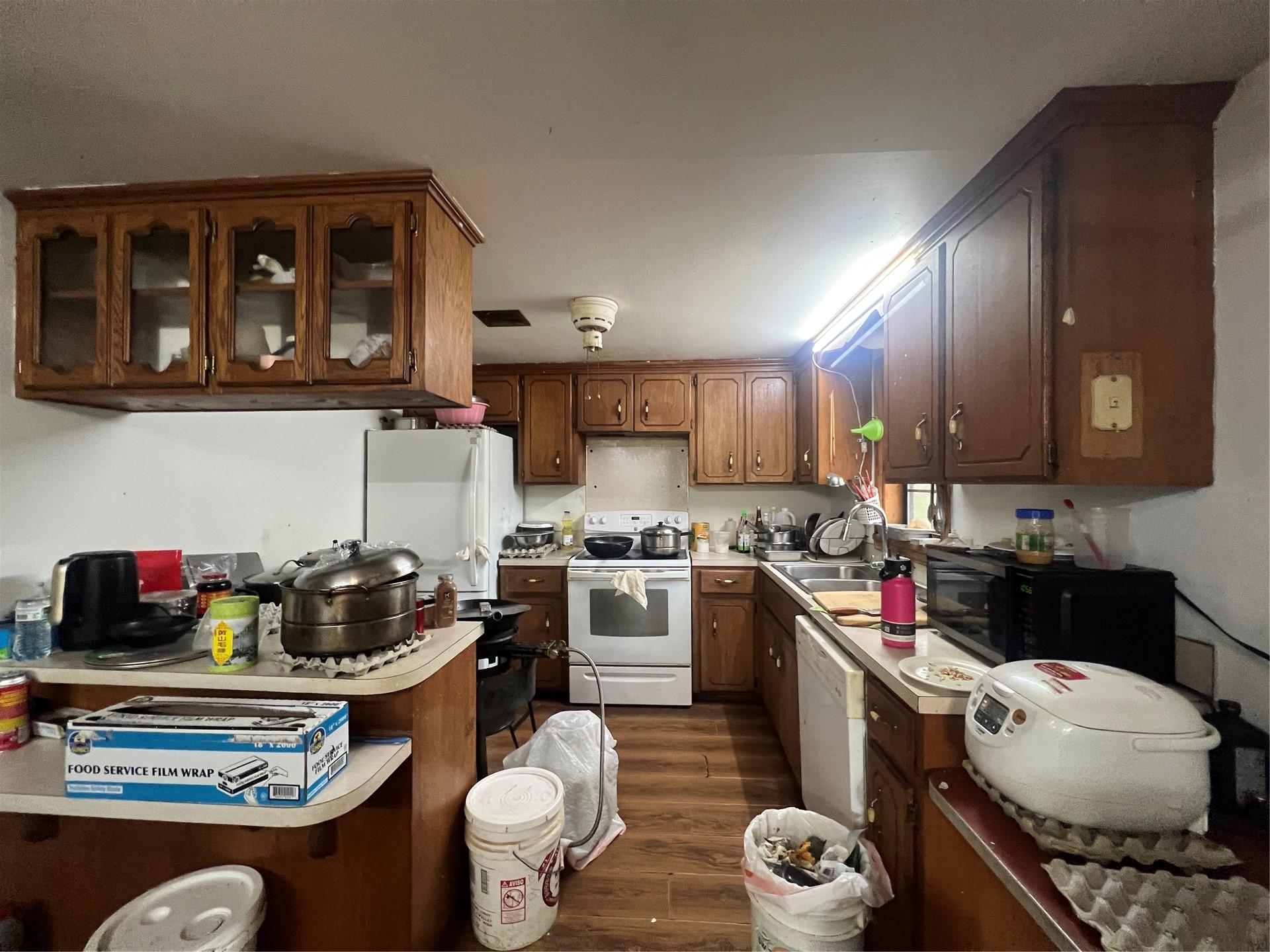 9052 W County Road 4460 Strang OK 74367