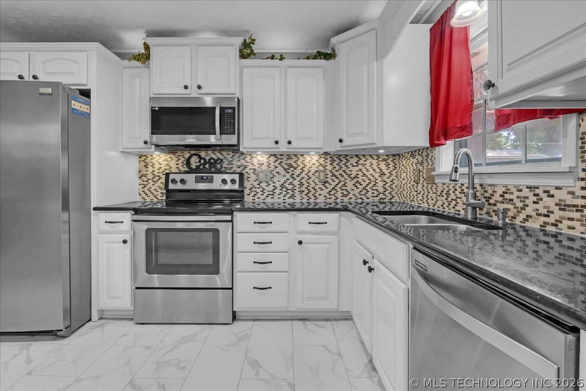 340 SE 15th Street Pryor OK 74361