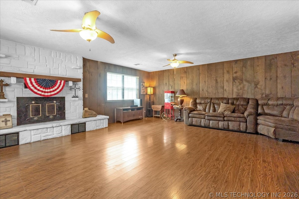 340 SE 15th Street Pryor OK 74361