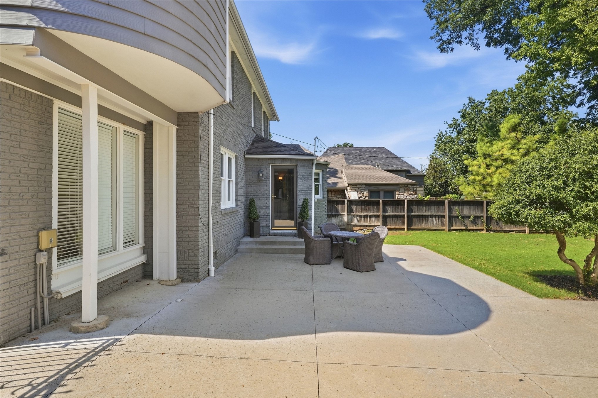 2135 E 25th Place Tulsa OK 74114