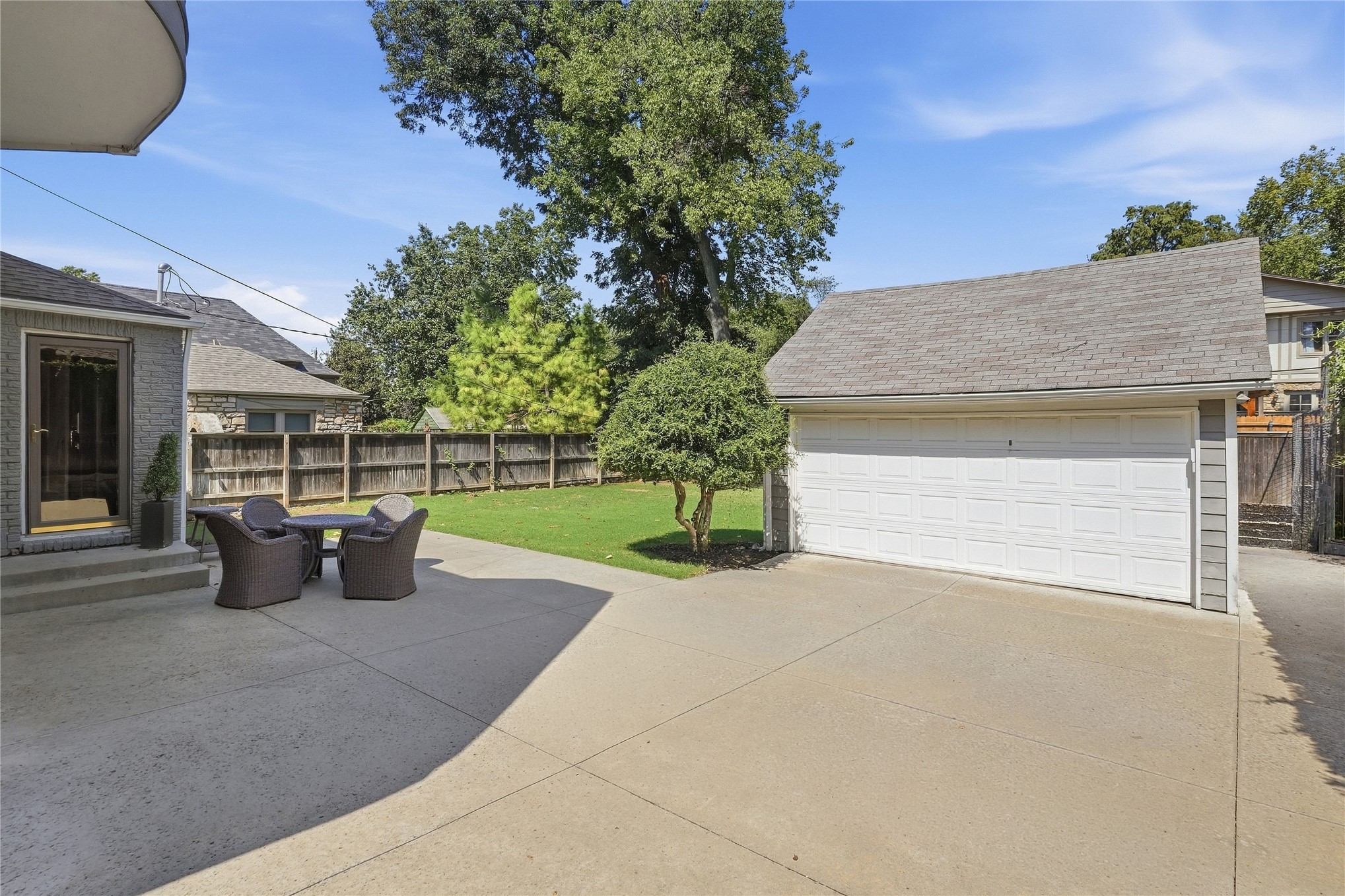 2135 E 25th Place Tulsa OK 74114