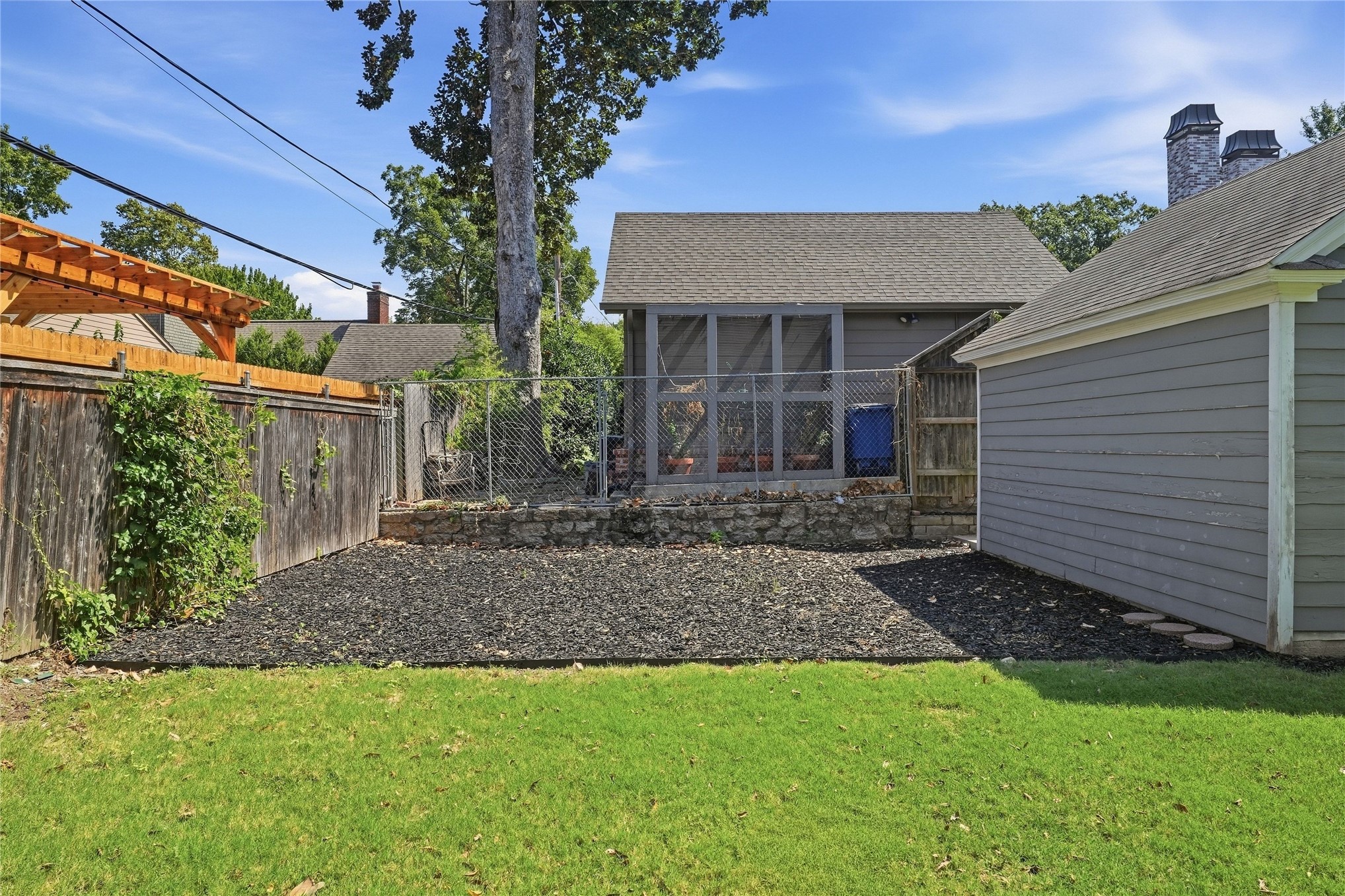 2135 E 25th Place Tulsa OK 74114