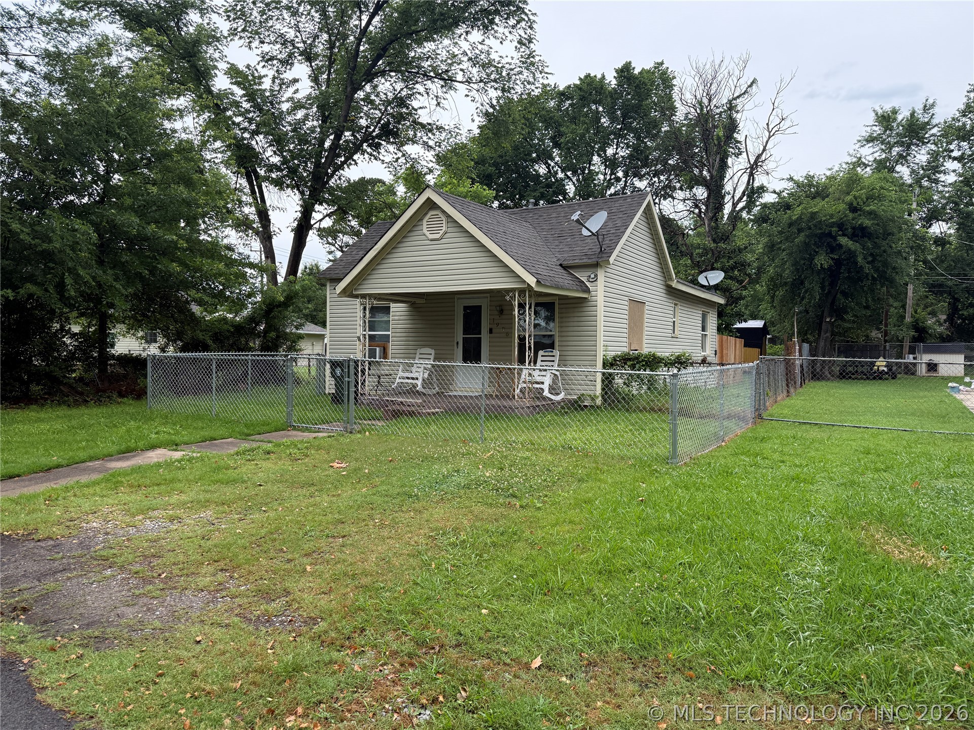1906 Sallie Street Muskogee OK 74403