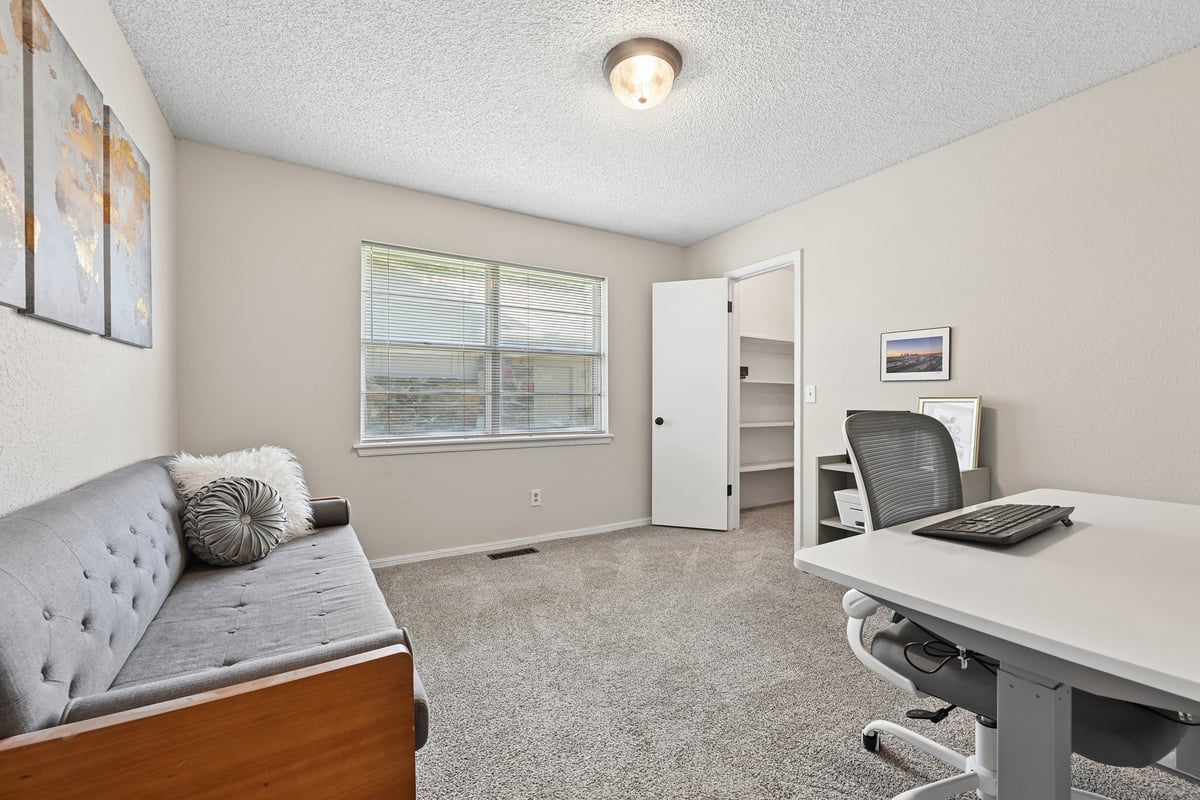 521 S 29th Street Broken Arrow OK 74014