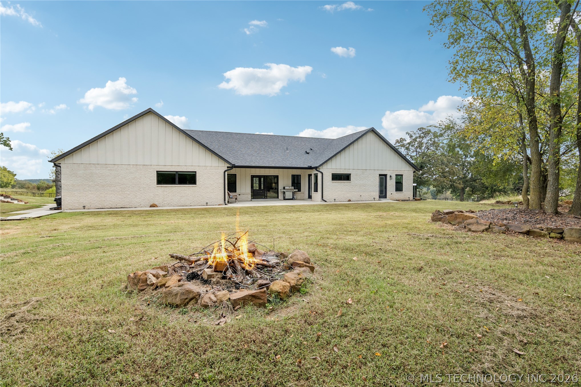 16064 S 4210 Road Claremore OK 74017