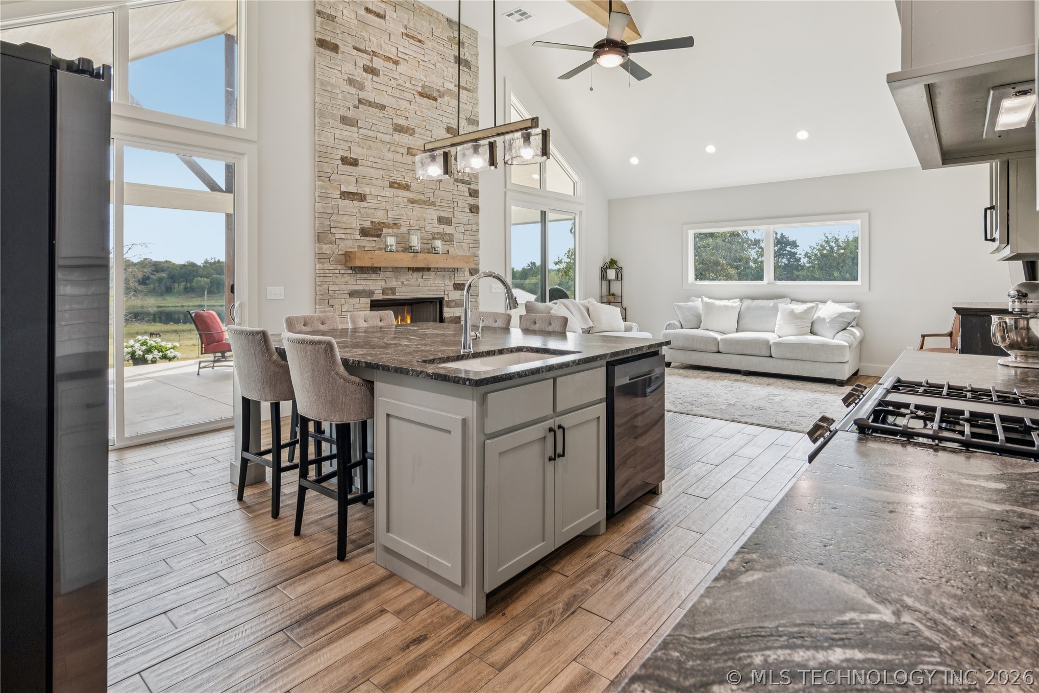 16064 S 4210 Road Claremore OK 74017