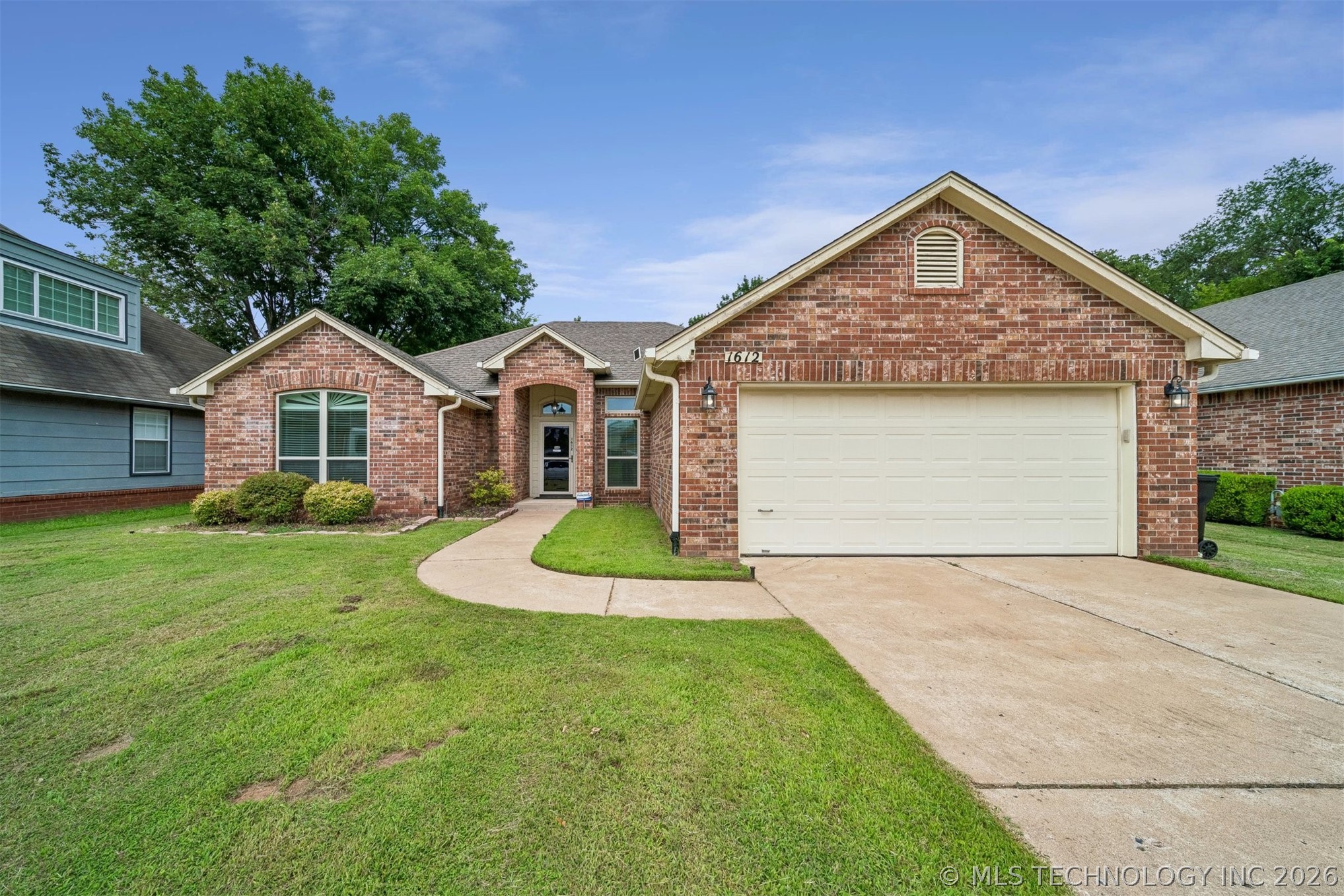 1612 S Gum Avenue Broken Arrow OK 74012