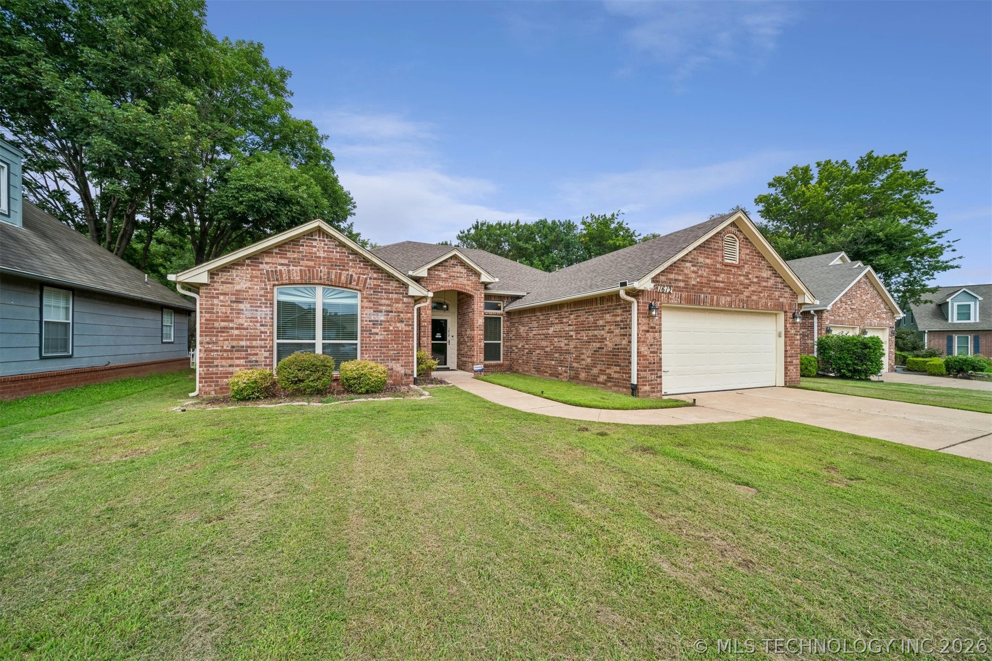 1612 S Gum Avenue Broken Arrow OK 74012