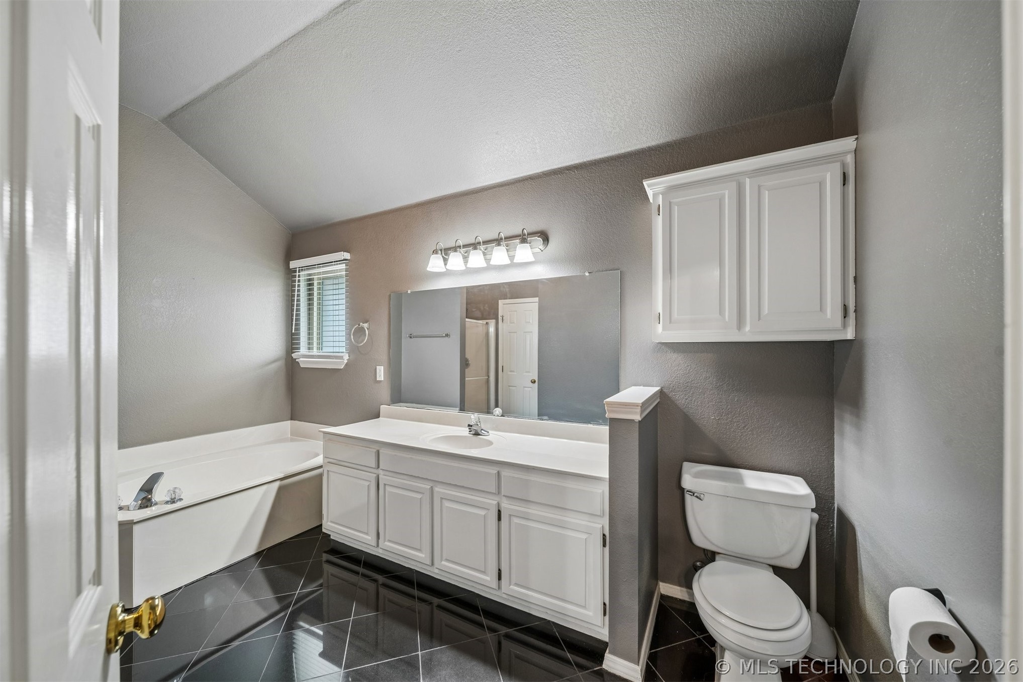 1612 S Gum Avenue Broken Arrow OK 74012