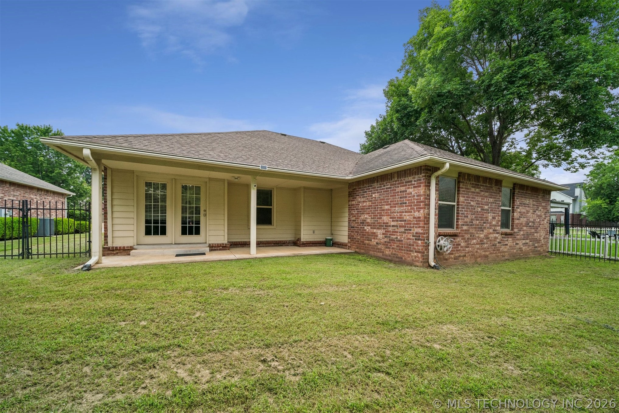1612 S Gum Avenue Broken Arrow OK 74012