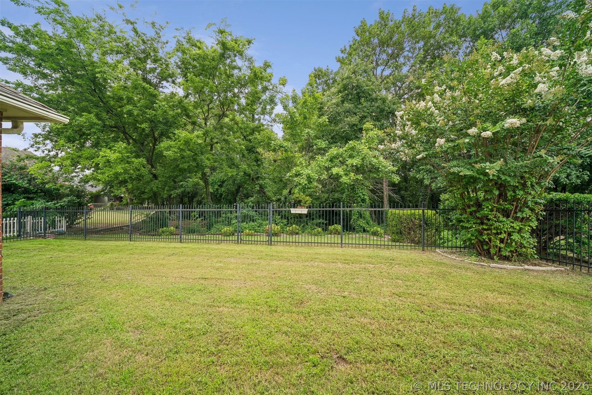 1612 S Gum Avenue Broken Arrow OK 74012