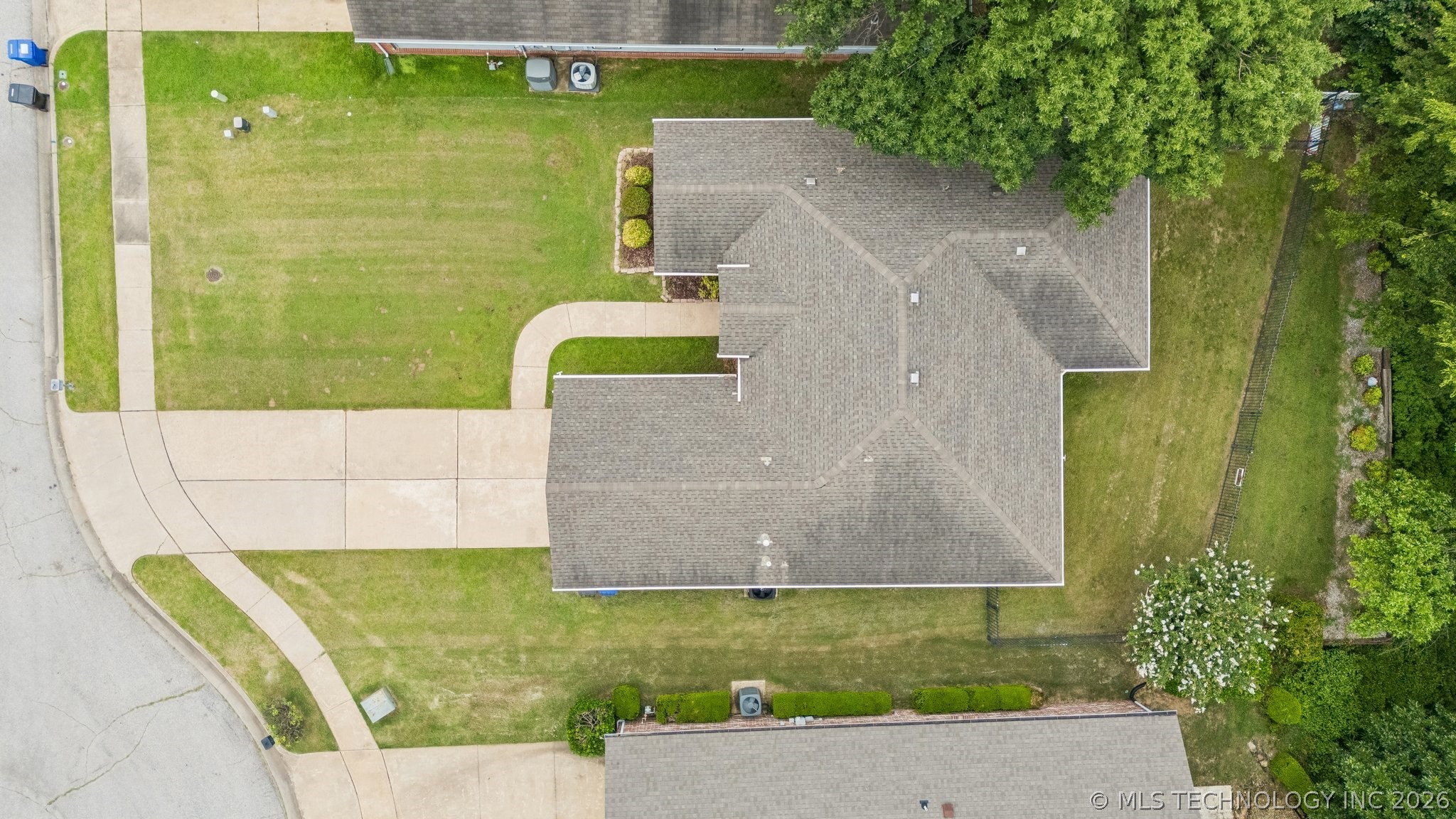 1612 S Gum Avenue Broken Arrow OK 74012