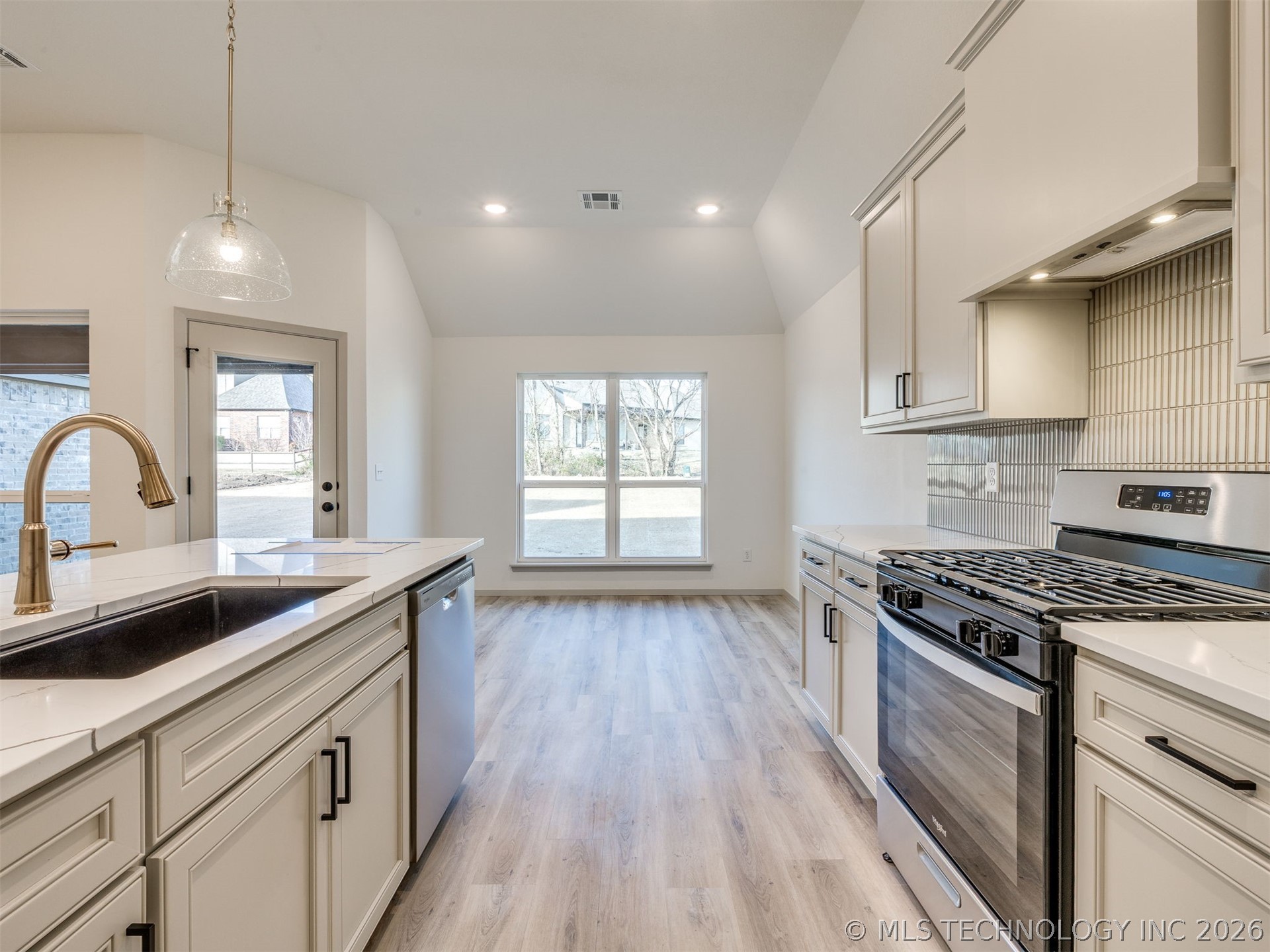 3205 E 147th Place S Bixby OK 74008