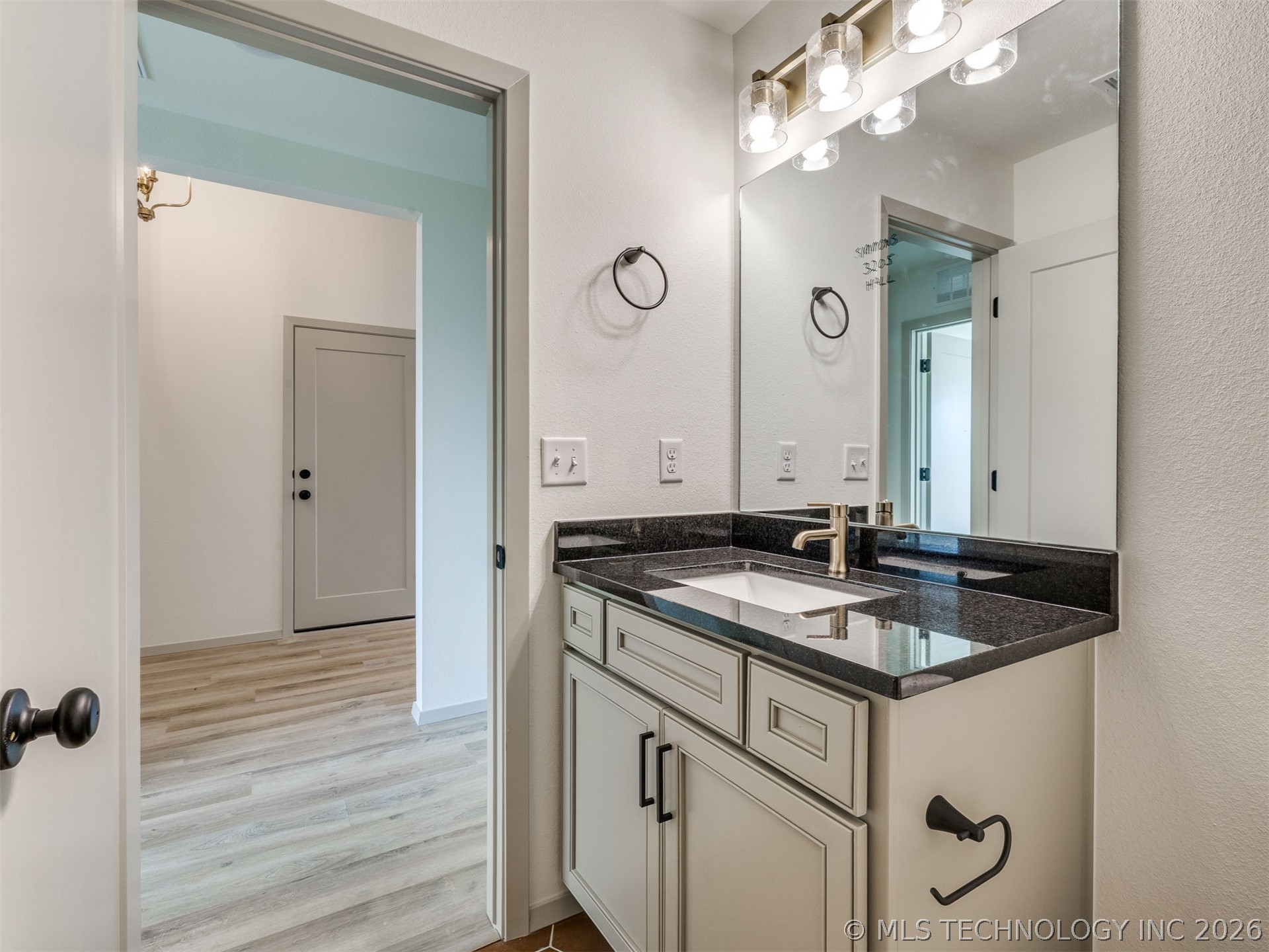 3205 E 147th Place S Bixby OK 74008