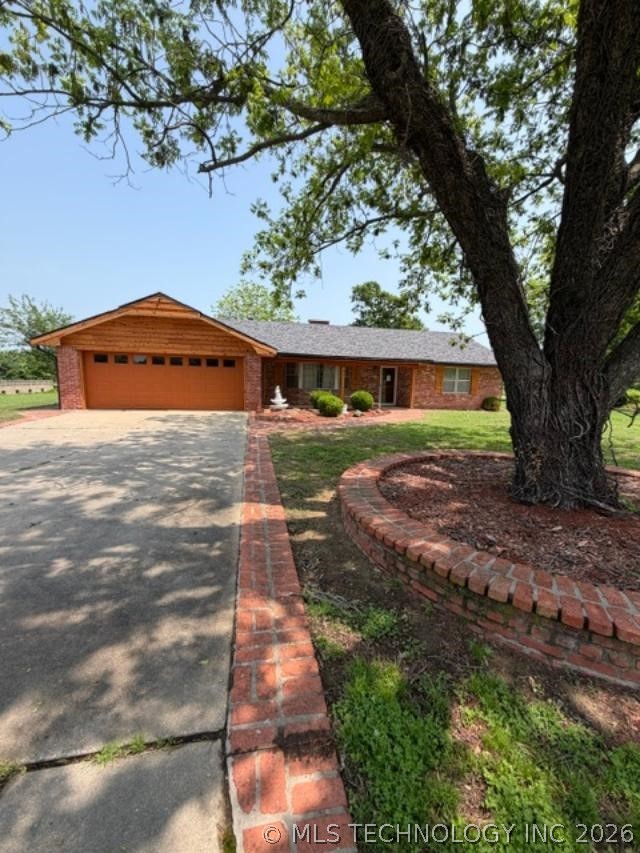 202 Sooner Holdenville OK 74848