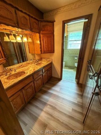 202 Sooner Holdenville OK 74848