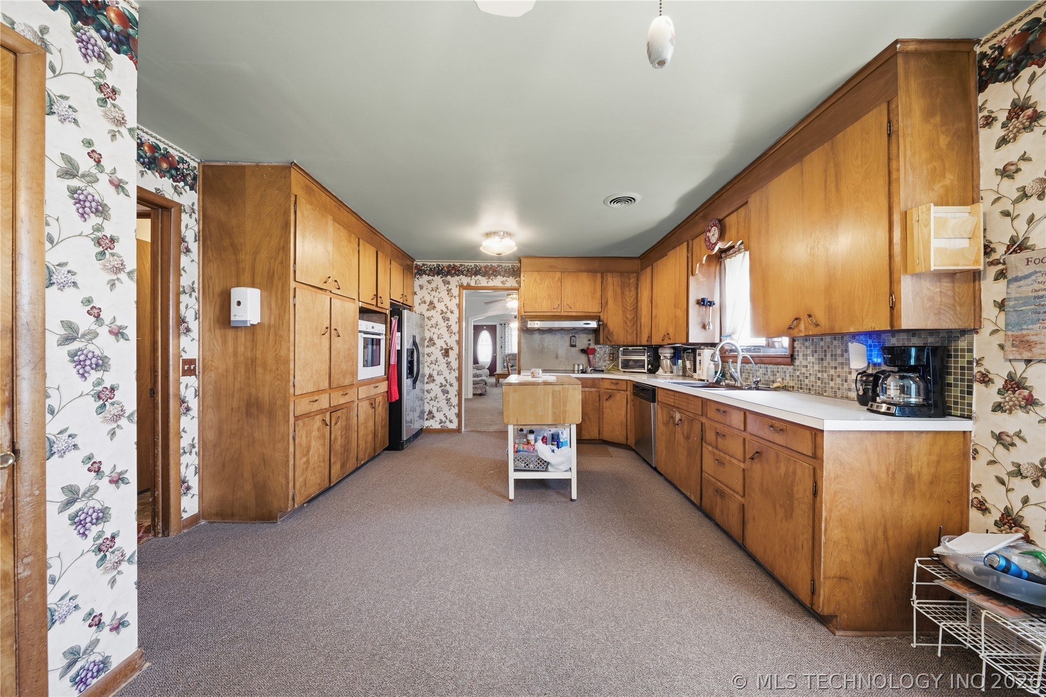 2732 Old Airport Pryor OK 74361