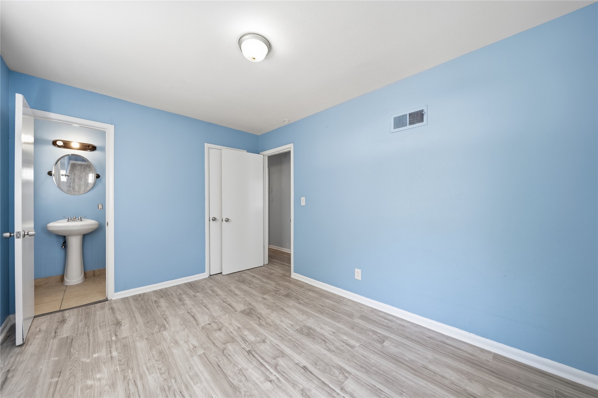 1544 E 53rd Street Tulsa OK 74126