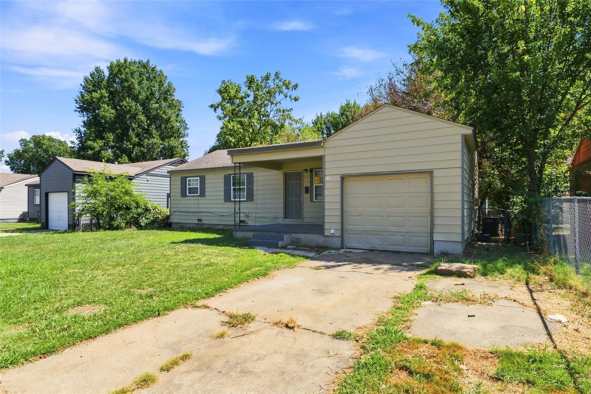 1544 E 53rd Street Tulsa OK 74126