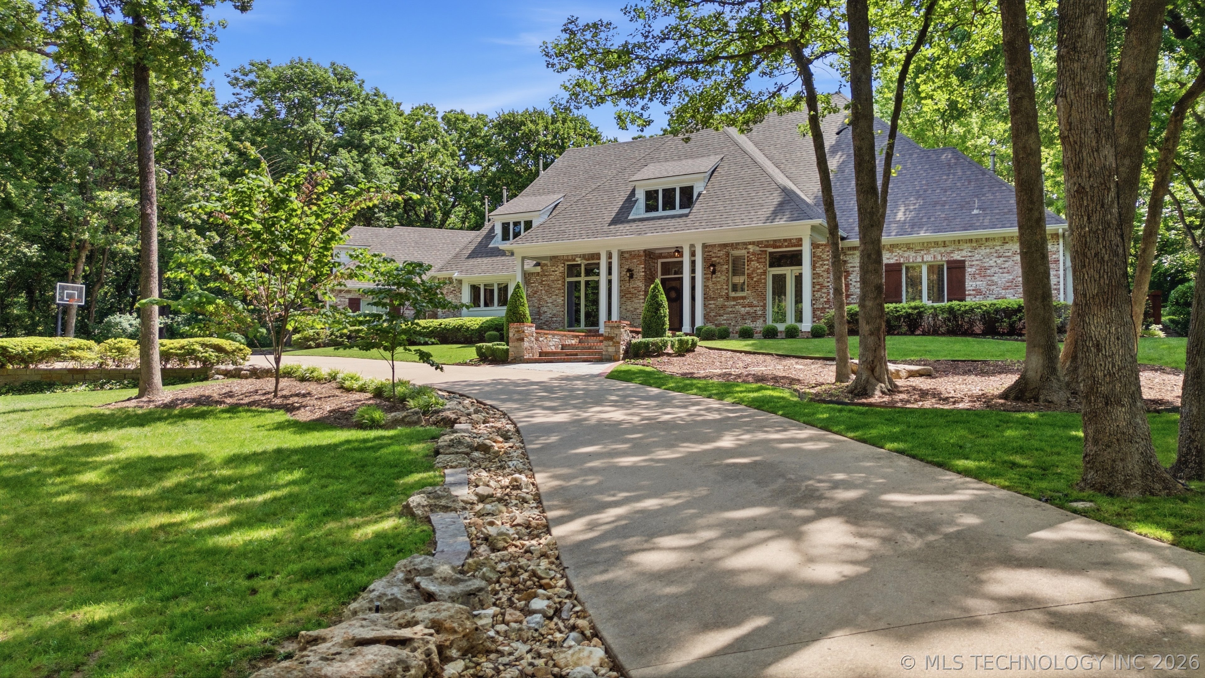 7237 S 26th Westavenue Tulsa OK 74132