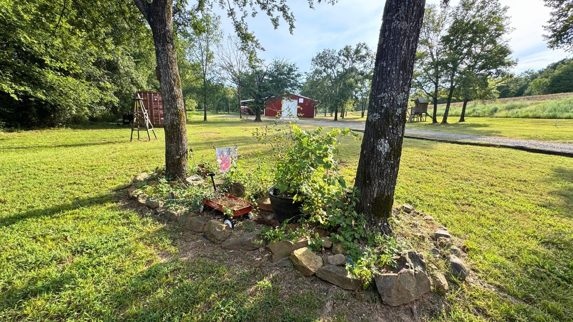 52901 201st Avenue Hodgen OK 74939