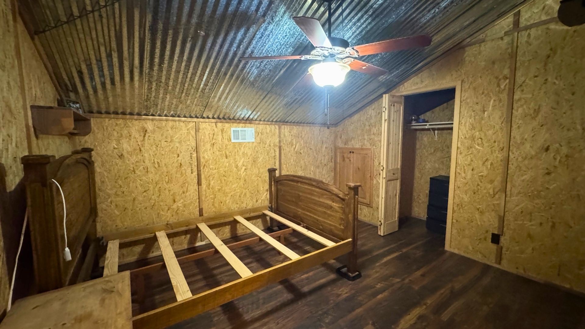 52901 201st Avenue Hodgen OK 74939