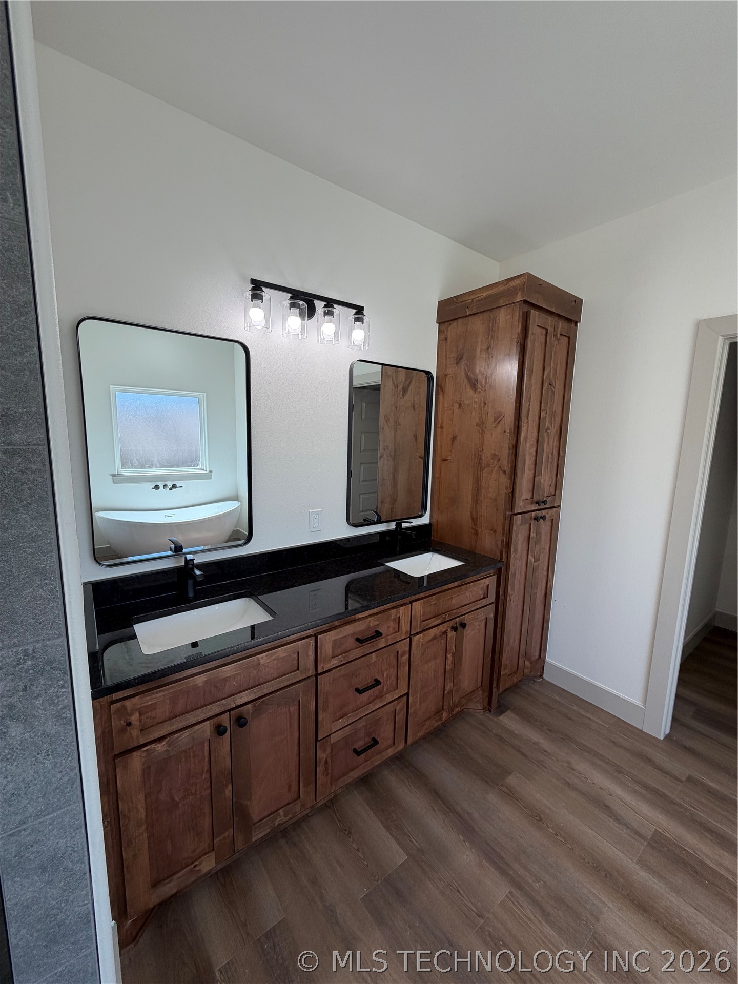 16399 N 573 Tahlequah OK 74464