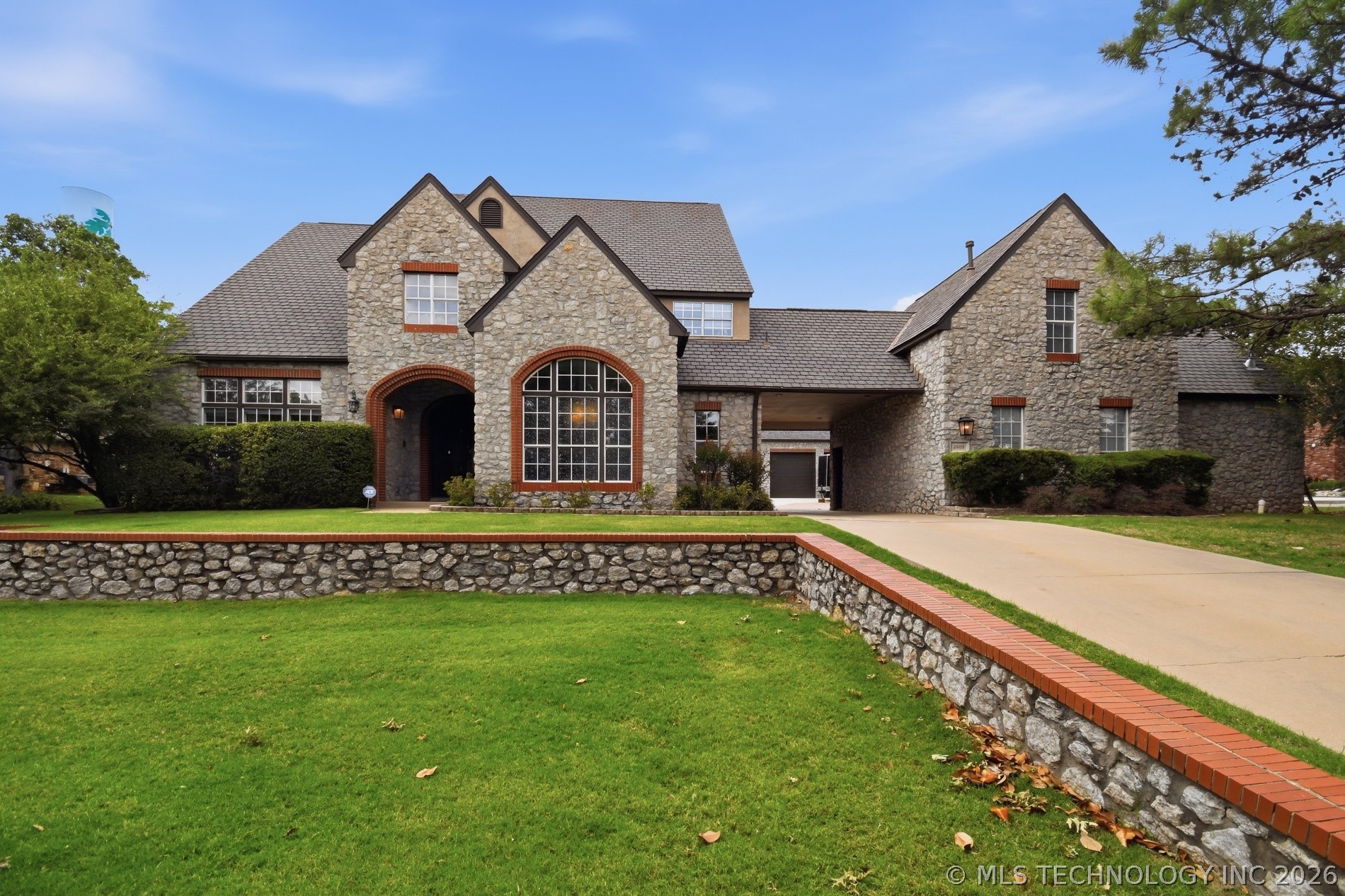 4809 Oak Leaf Drive Tulsa OK 74132