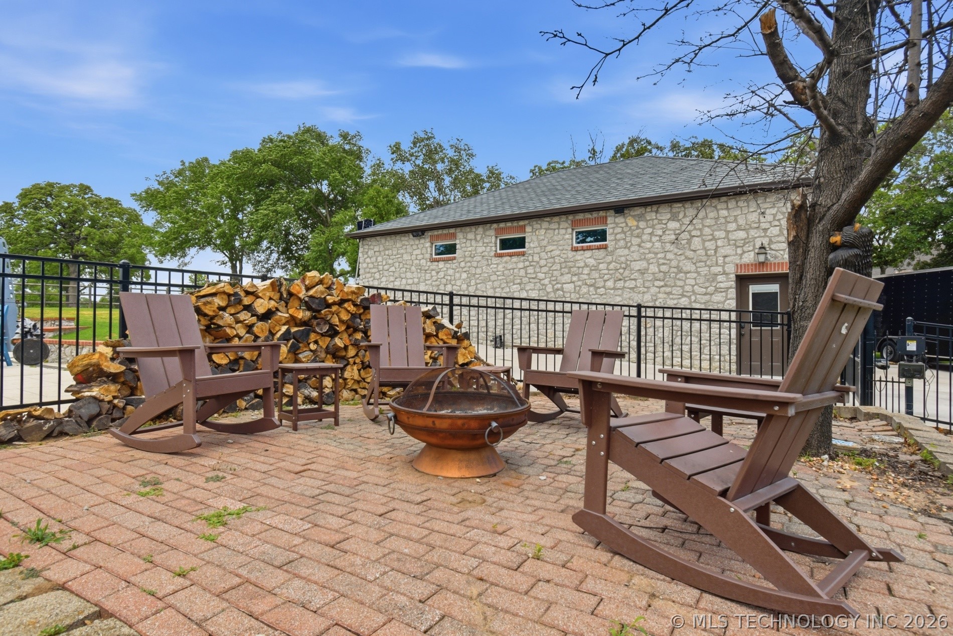 4809 Oak Leaf Drive Tulsa OK 74132