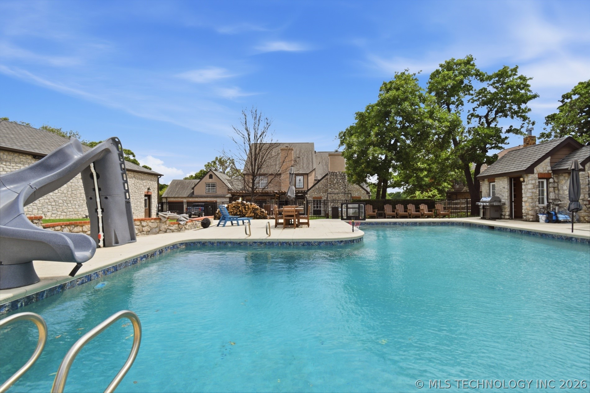 4809 Oak Leaf Drive Tulsa OK 74132