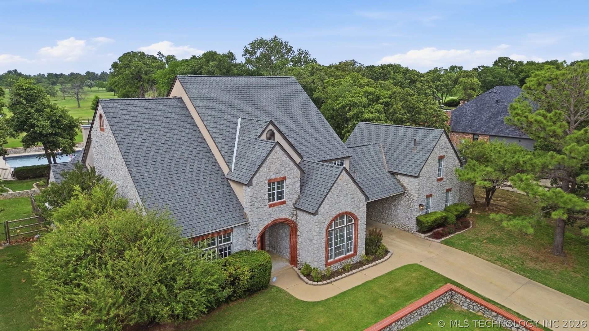 4809 Oak Leaf Drive Tulsa OK 74132