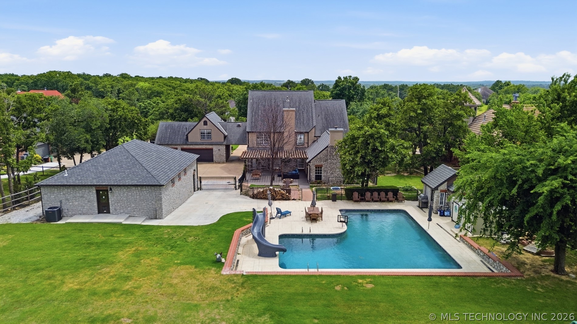 4809 Oak Leaf Drive Tulsa OK 74132