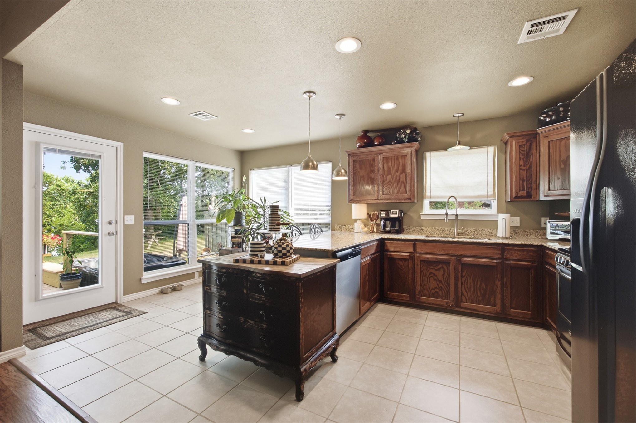 137 NE 439 Drive Spavinaw OK 74366