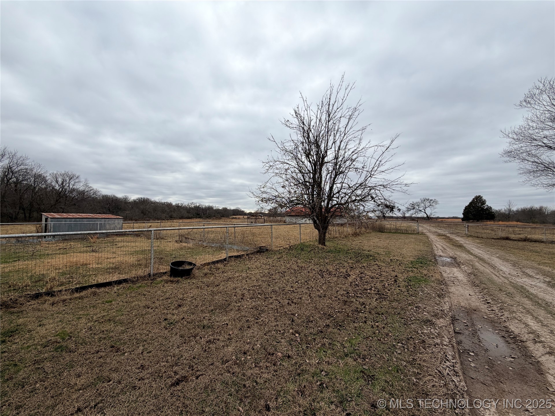 7480 Loblolly Road Weleetka OK 74880