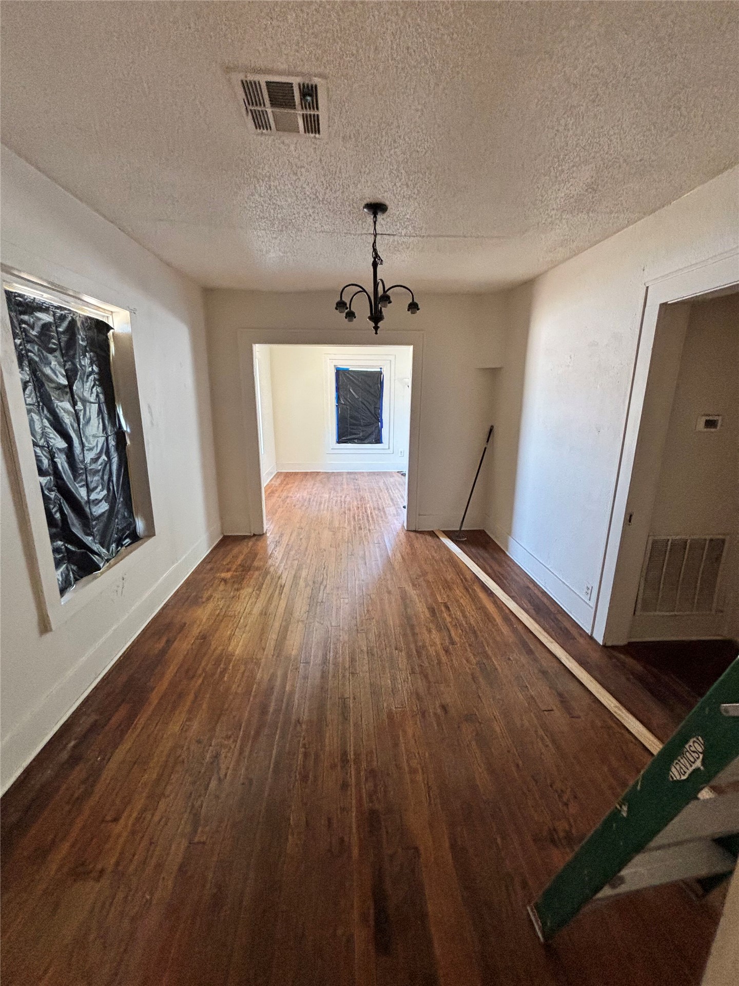 5524 E Tecumseh Street Tulsa OK 74115