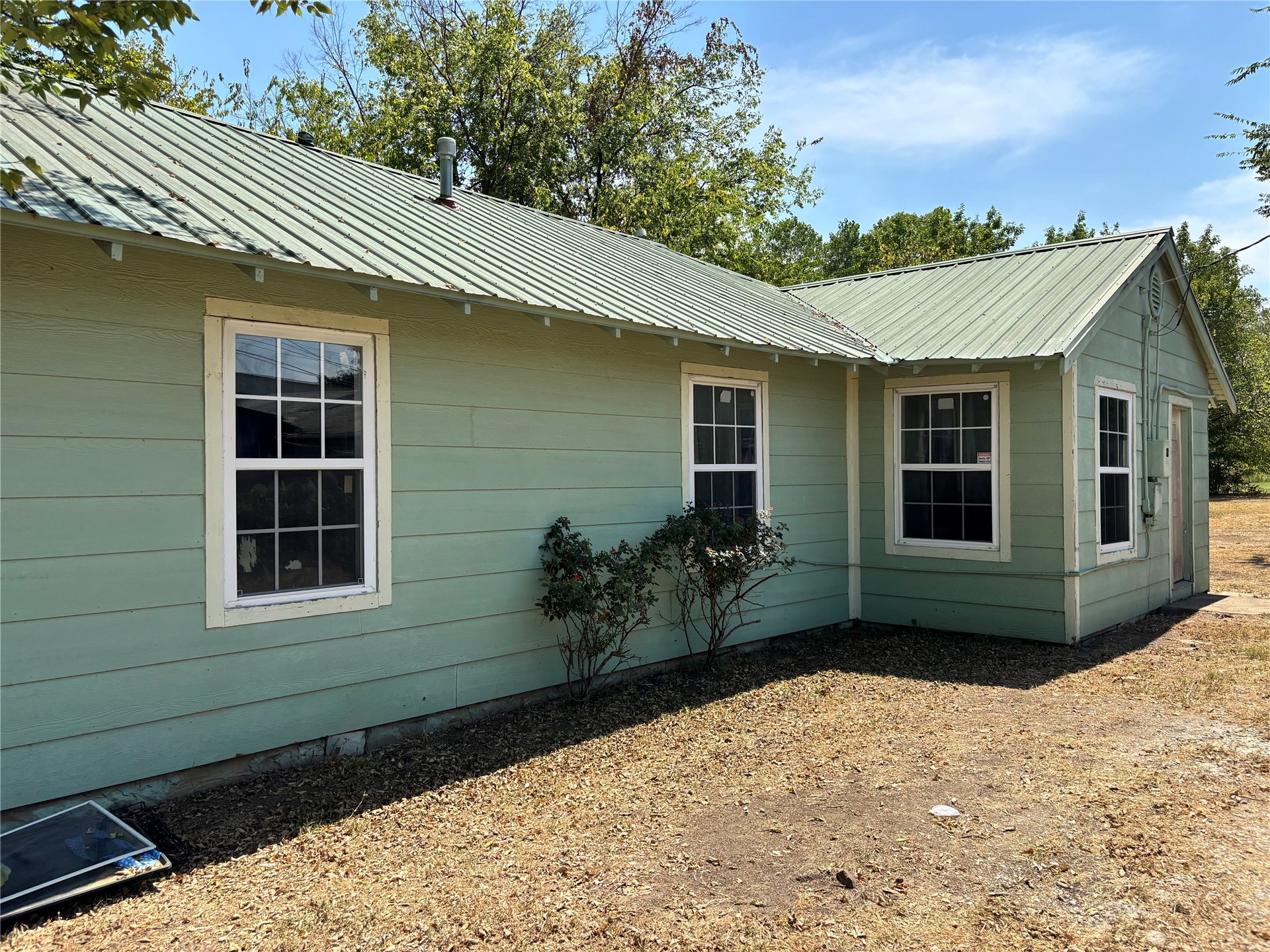 5524 E Tecumseh Street Tulsa OK 74115