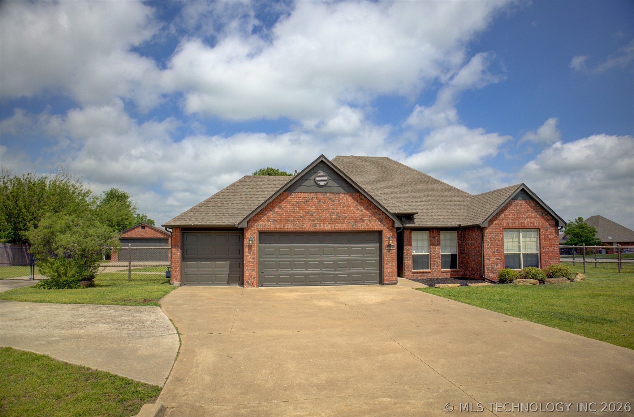5755 E 144th Street Collinsville OK 74021