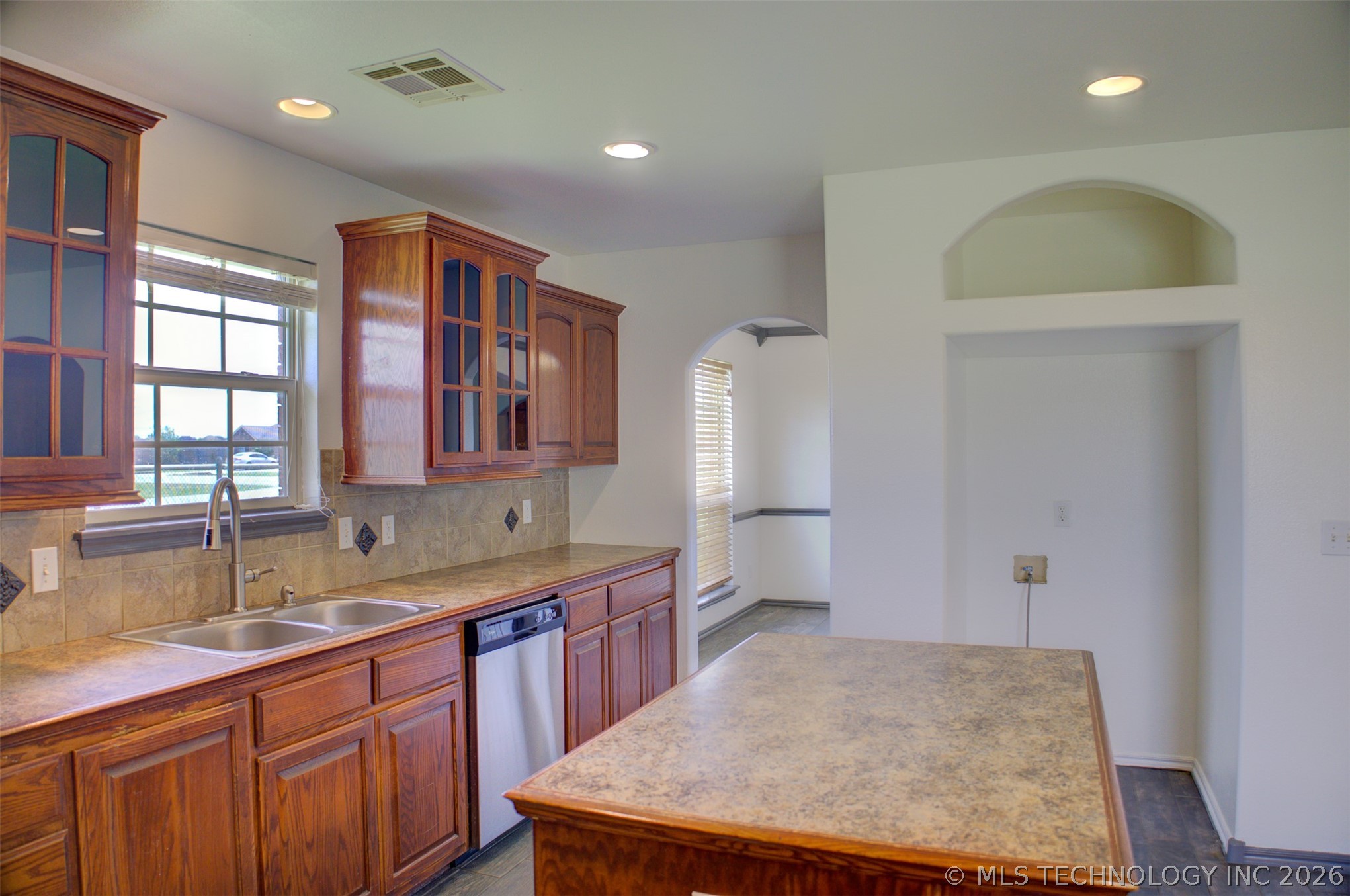 5755 E 144th Street Collinsville OK 74021