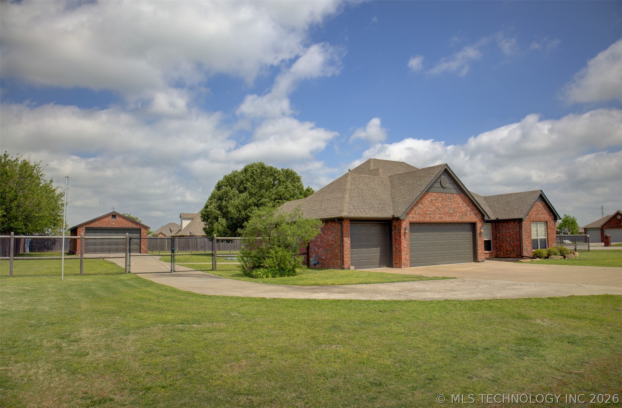 5755 E 144th Street Collinsville OK 74021