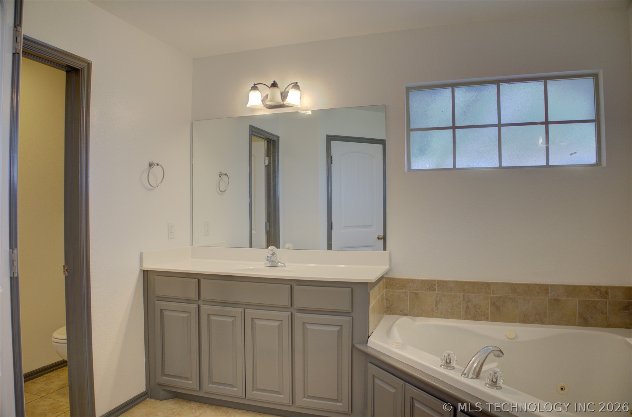 5755 E 144th Street Collinsville OK 74021