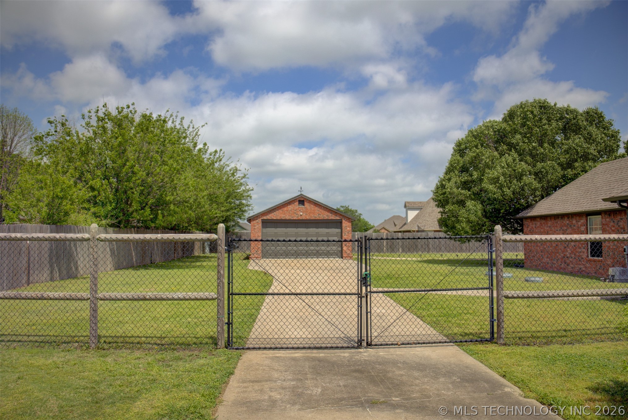 5755 E 144th Street Collinsville OK 74021