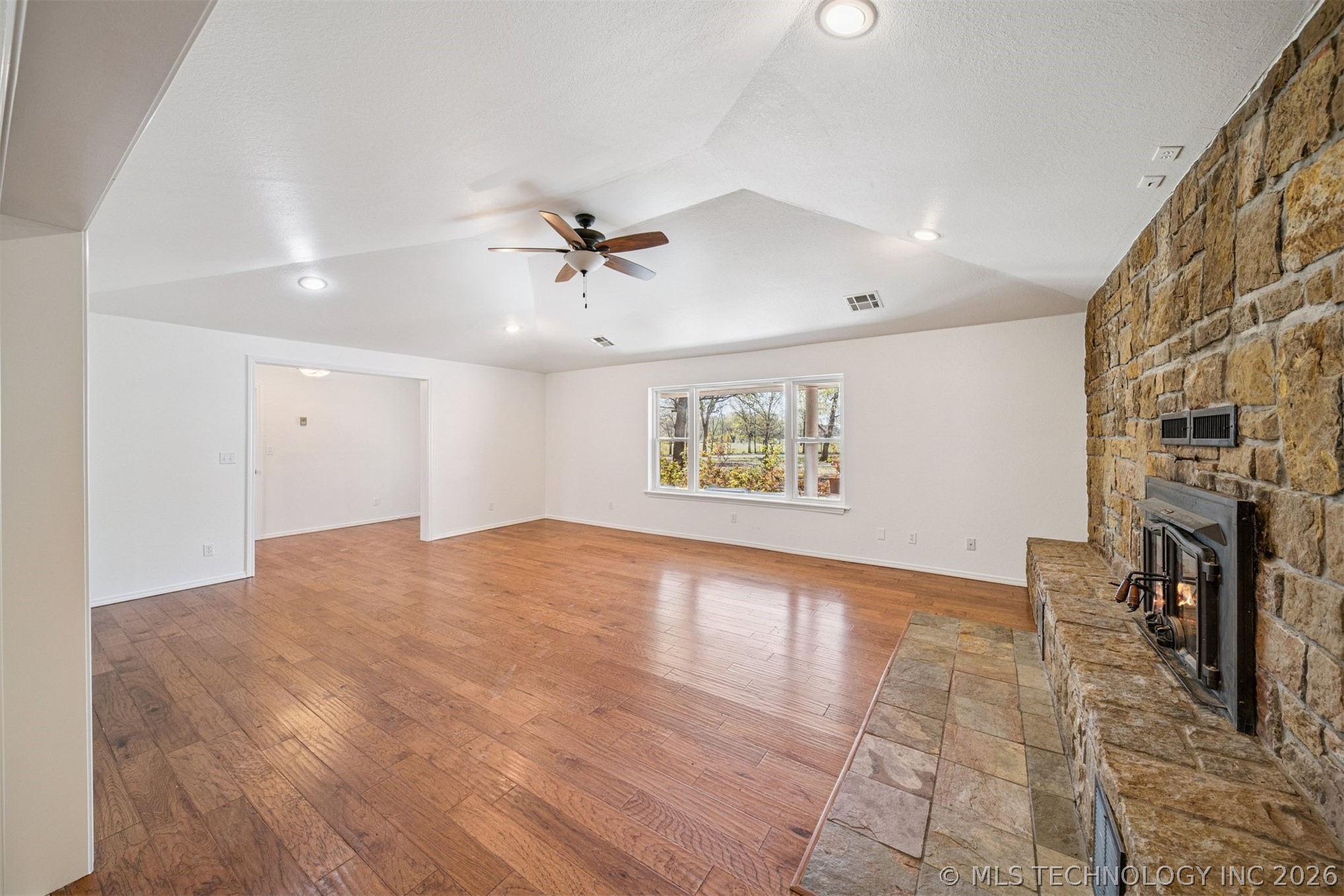 6777 S 4415 Road Locust Grove OK 74352