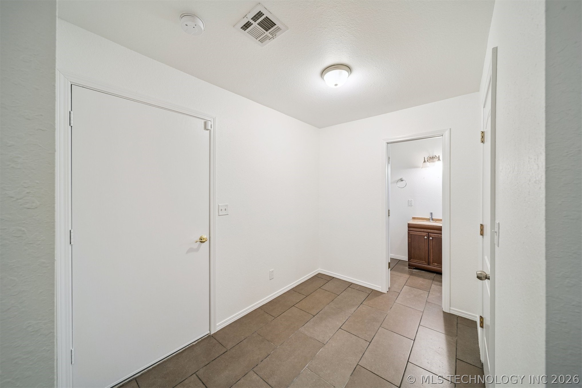 6777 S 4415 Road Locust Grove OK 74352