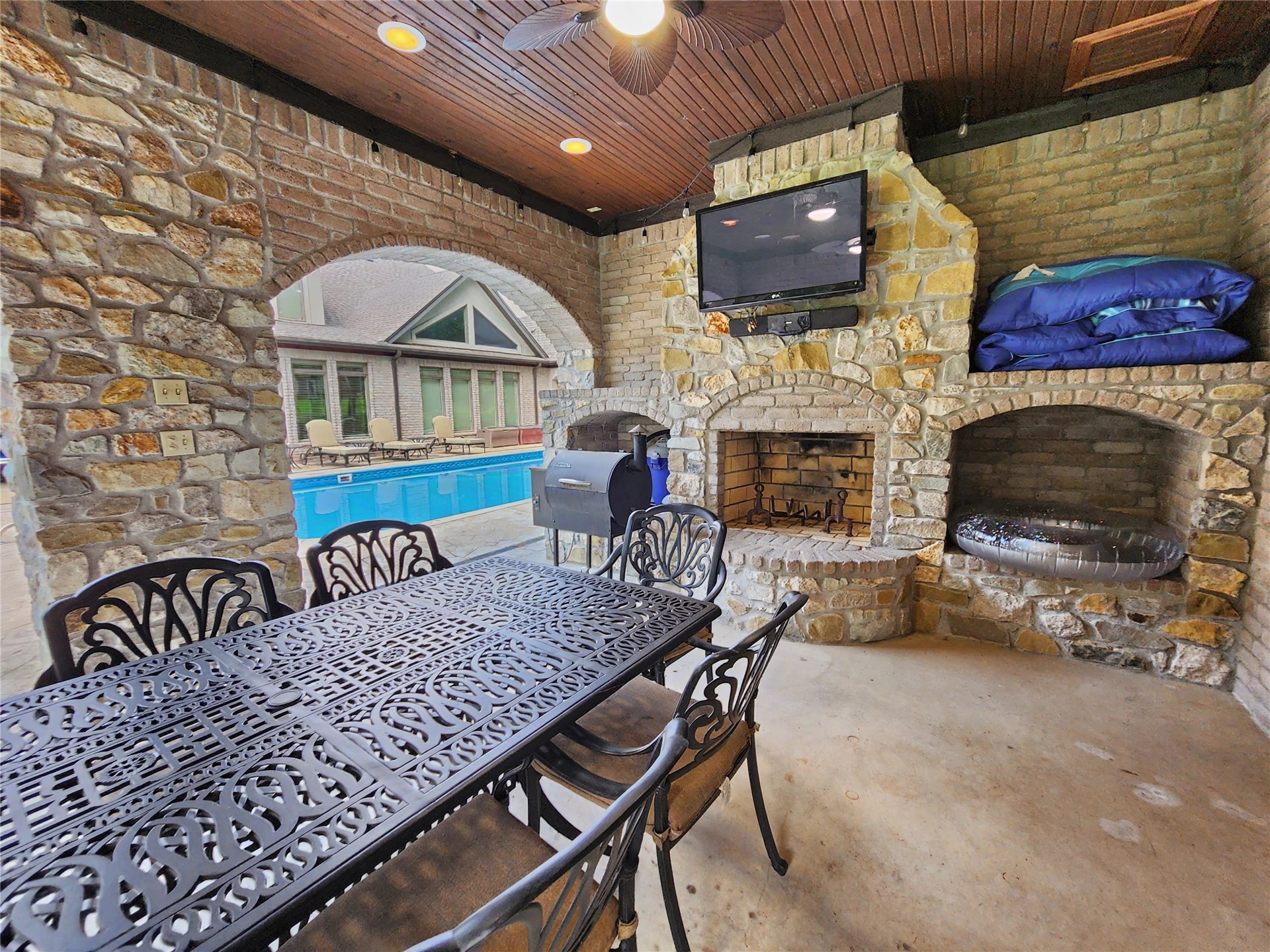 870 Cherry Springs Drive Tahlequah OK 74464