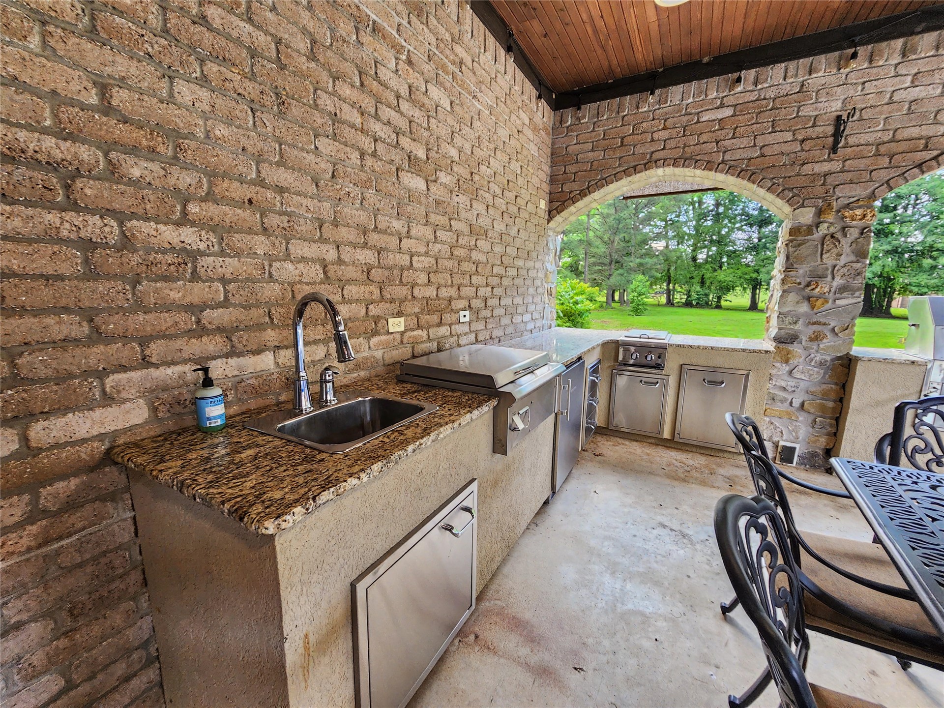 870 Cherry Springs Drive Tahlequah OK 74464