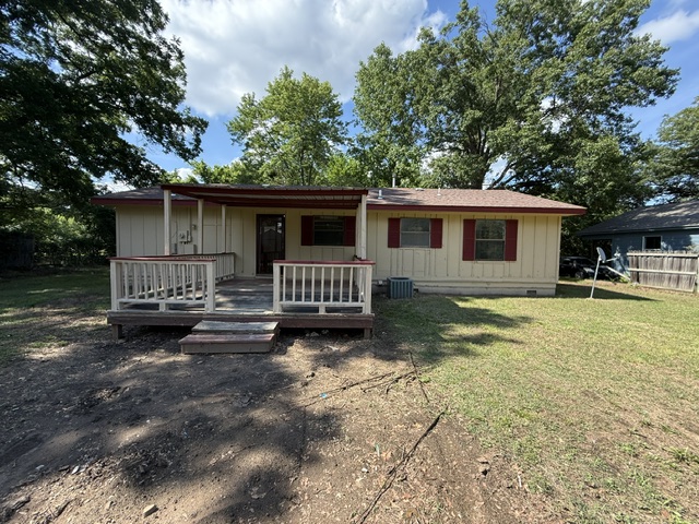 205 W Ragan Street Henryetta OK 74437