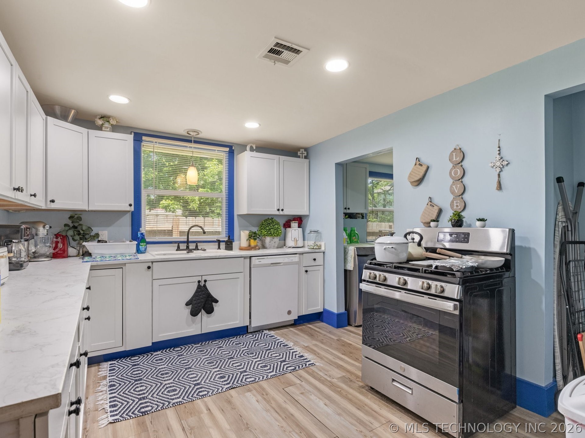 514 S Seneca Avenue Bartlesville OK 74003