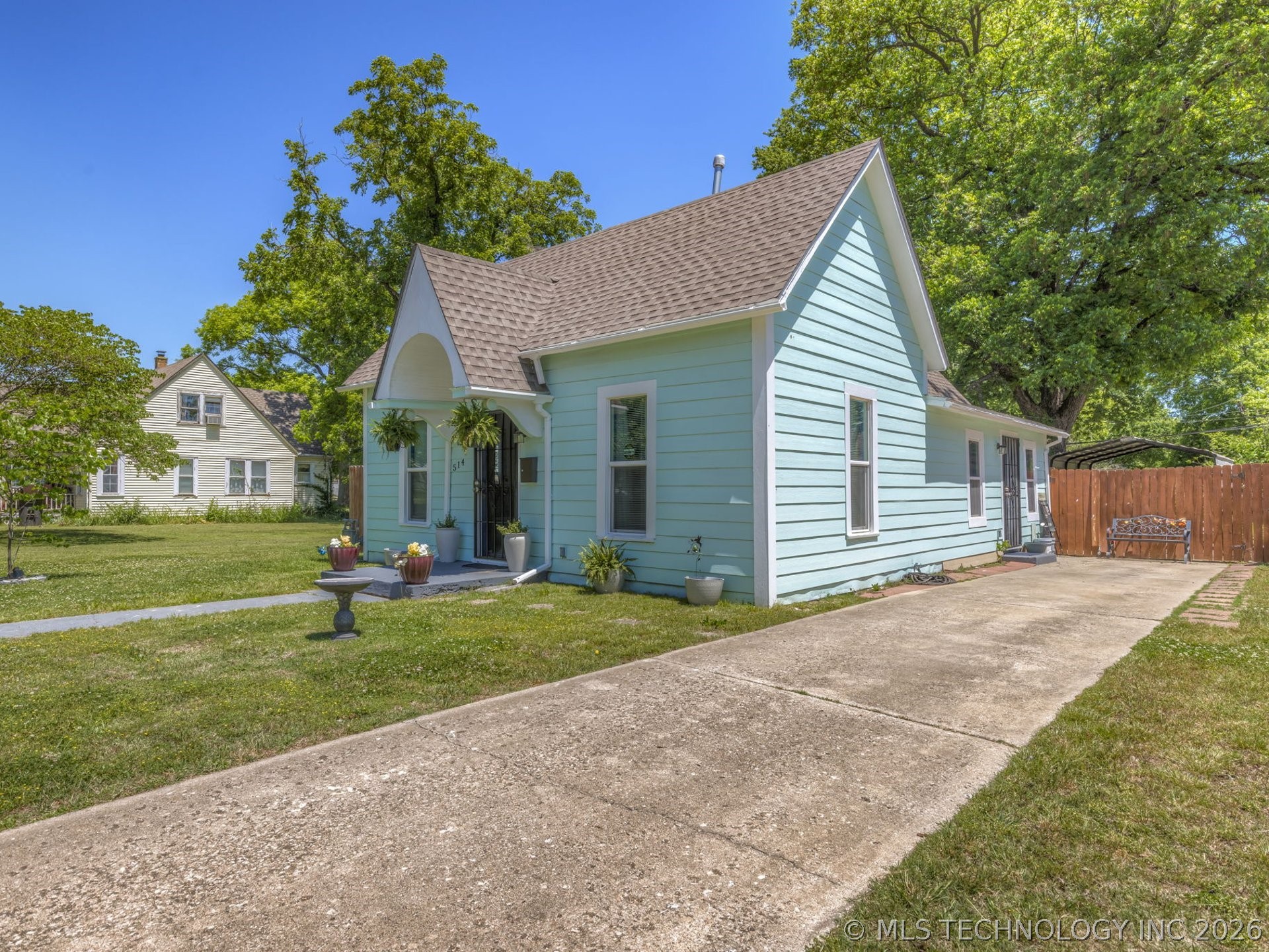 514 S Seneca Avenue Bartlesville OK 74003